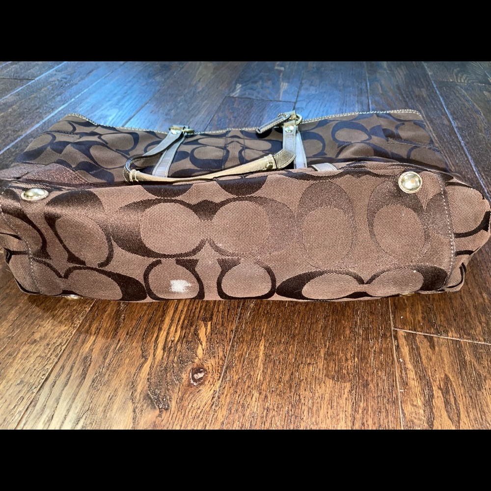 Coach Diaper Bag - Picture 4 of 8